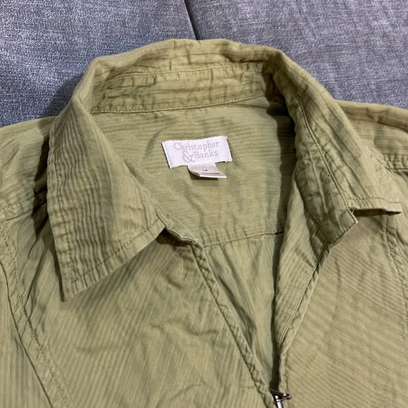 Christopher & Banks avocado, green, zip up top three-quarter sleeves  Med 24-142 - Picture 3 of 11